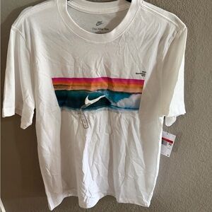 Nike Mens Large Graphic T Shirt Wave Sunset Swoosh White NWT